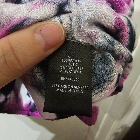 Torrid Tye Dye Cold Shoulder Top - Picture 12 of 13